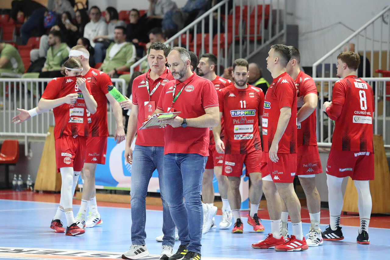 „Azt akarom l�tni, hogy a csapatom egy�tt van!”