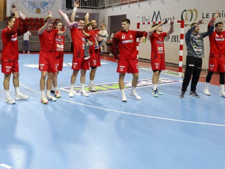 Rangadó jön a javából Rangadó jön a javából