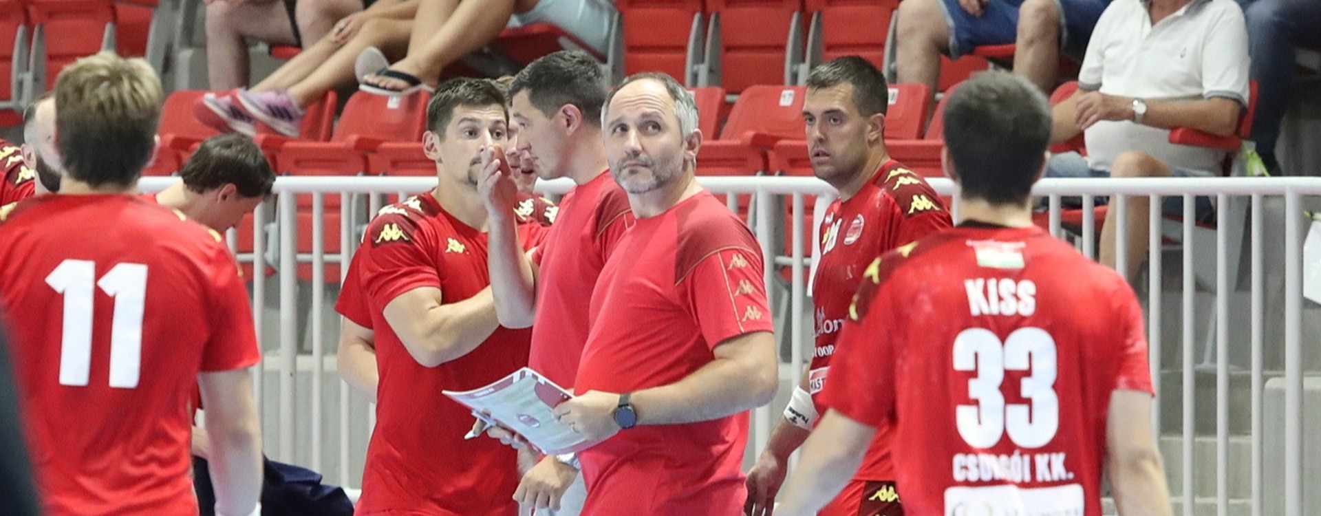 Az �jonchoz utazunk 