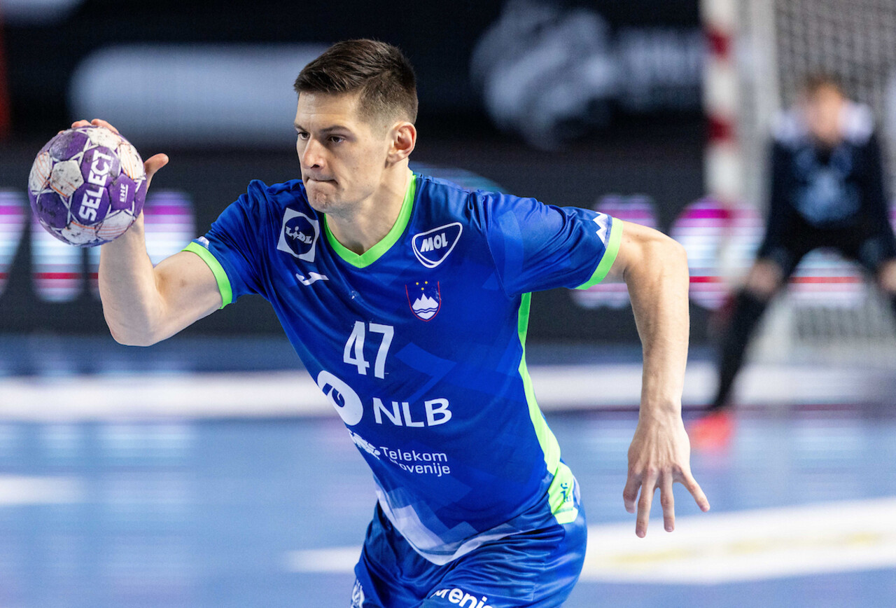 Szlovén válogatott érkezik Szlovén válogatott érkezik