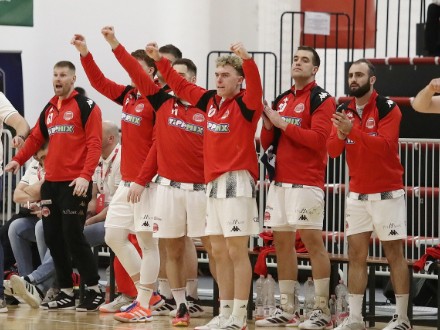 Jönnek a Medvék! Jönnek a Medvék!