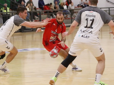 A bajnokság maradt A bajnokság maradt