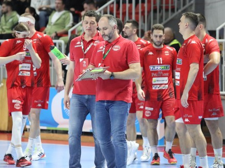 „B�rki megverhet b�rkit” 