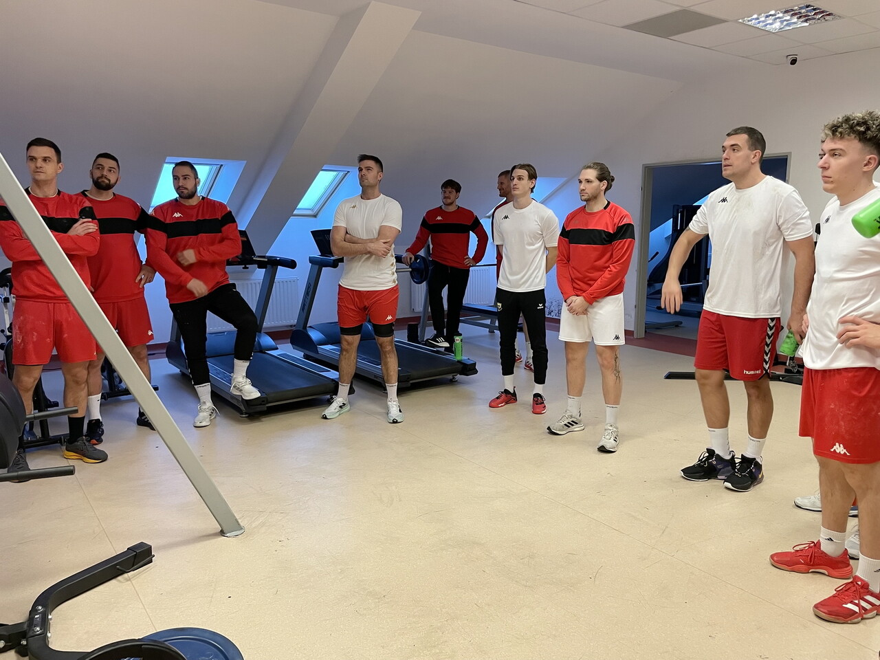 Munkába álltunk Munkába álltunk