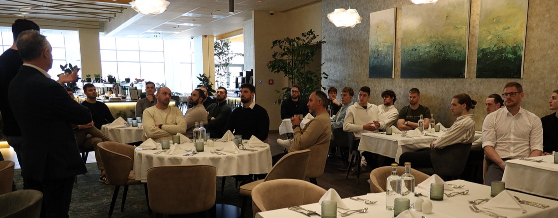 Kem�ny tavasz el�tt 